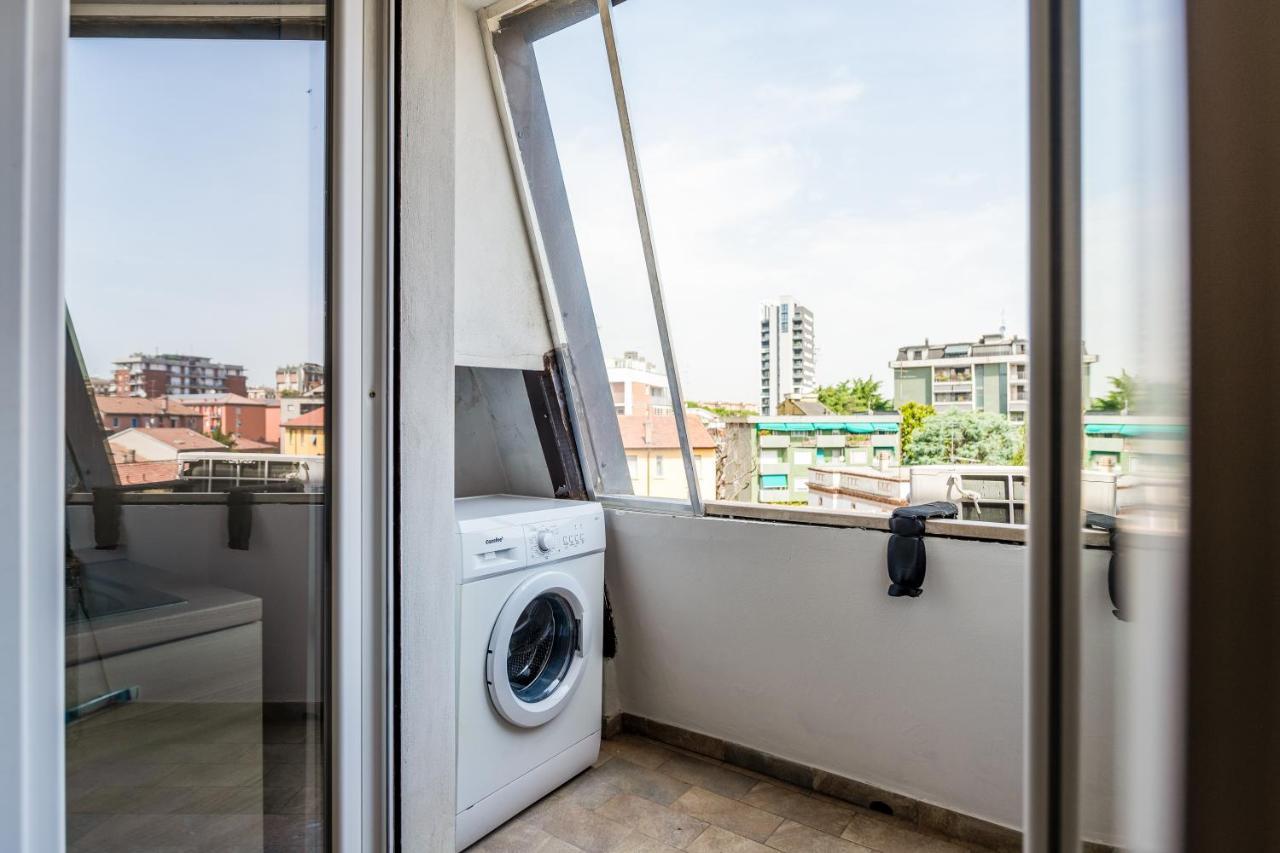 Ferienwohnung Milano -Duomo 13 Min, Netflix E Wi-Fi Exterior foto